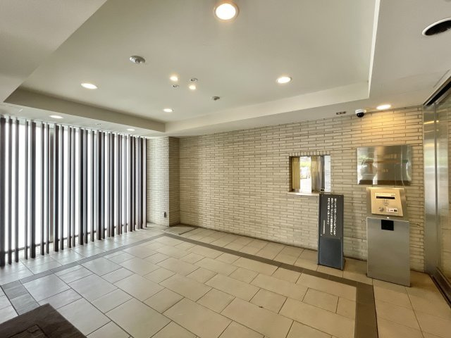 【エントランス】