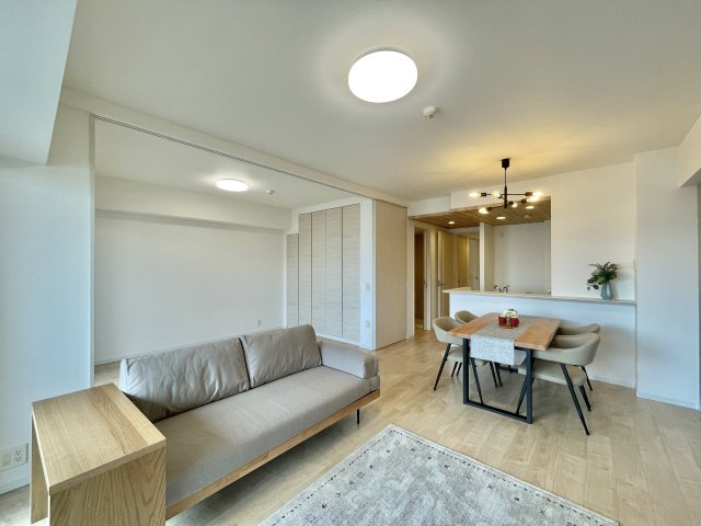 【居間・リビング】