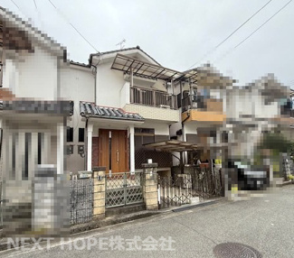 【外観】 | 川西市西畦野２丁目中古テラスハウス | 平成２年４月建築！令和４年室内リフォーム歴があり、たいへん綺麗です♪ぜひ現地でご覧ください！お気軽にネクストホープ不動産までお問い合わせを！！