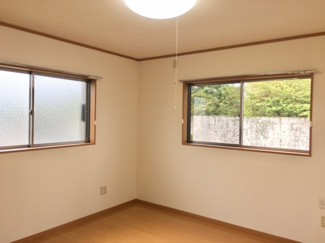 相生・須永一戸建の洋室|現状有姿となります