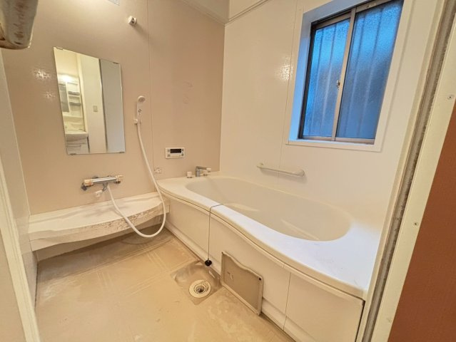 相生・須永一戸建の浴室|現状有姿となります