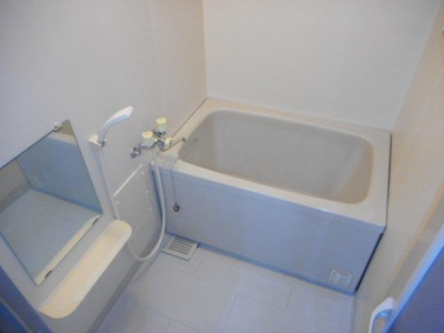 【浴室】 | メゾンネイティブピーチ | コンパクトで使いやすいお風呂です