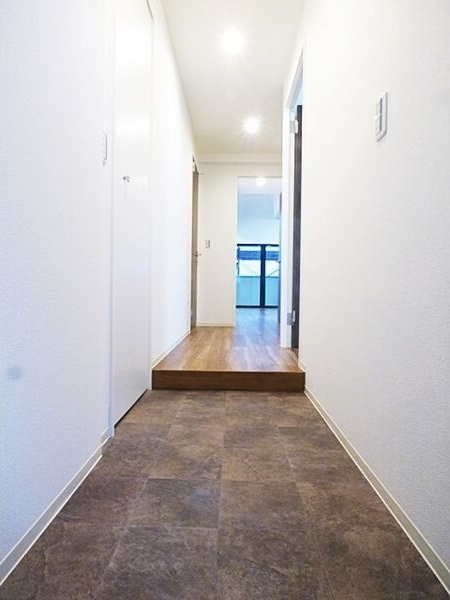 ラトゥール代官町EASTの玄関