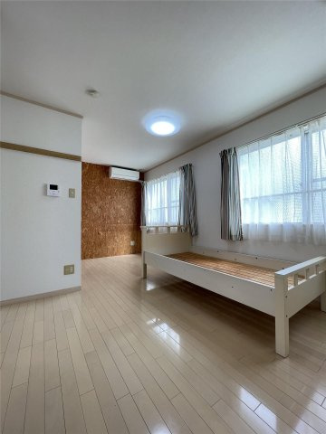 サンヒルズIIの寝室|ベットがございます