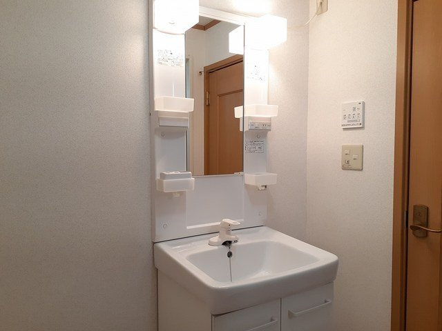 【洗面所】