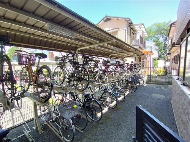 【駐輪場】の画像