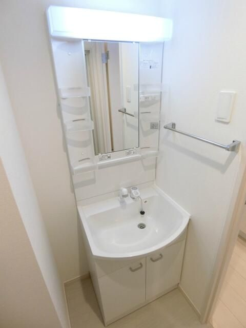 リブリ・ソレアードの洗面所