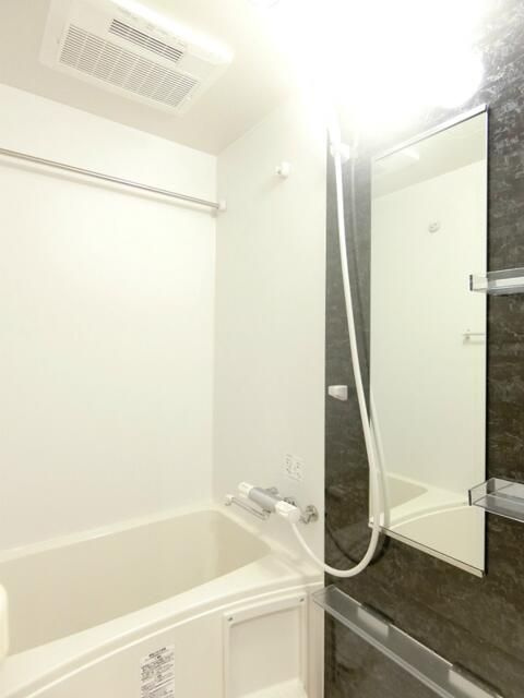 リブリ・ソレアードの浴室