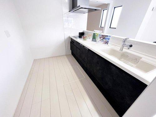 グランフェリディア泉南市新家第２期　１号棟のキッチン