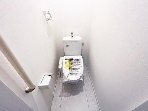 グランフェリディア泉南市新家第２期　１号棟のトイレ