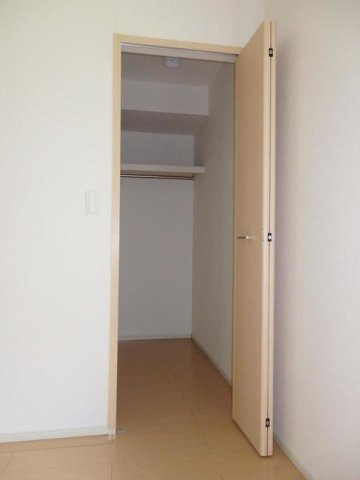 フォーリストクスジⅣの収納