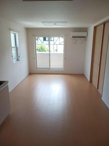 ブリーゼＡの居間・リビング