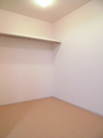 フラン・フジの収納