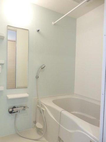 ブランシュールＣの浴室