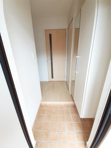 リバーサイドレジデンスＣの玄関