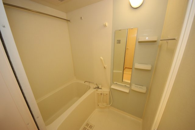 コピオーネＢの浴室