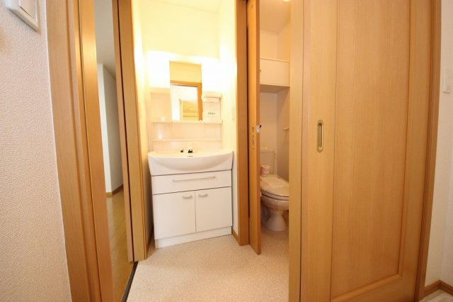 スプリングコートＢの洗面所