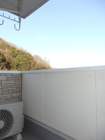 サニー・ヒルトップⅢのバルコニー