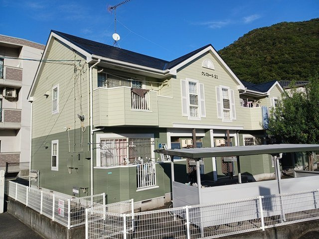 クレストール２１の外観