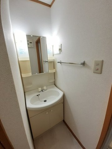 クレストール２１の洗面所