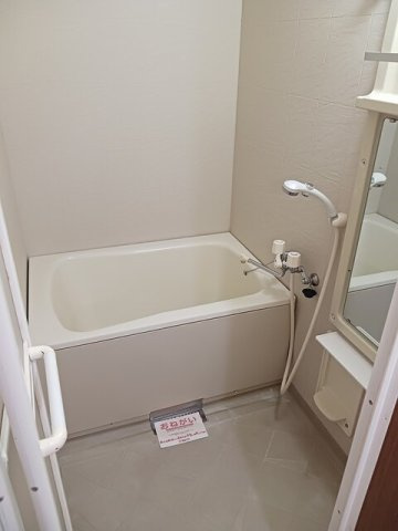 フラワーヒルズ　Ｂの浴室