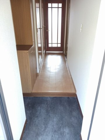 フラワーヒルズ　Ｂの玄関