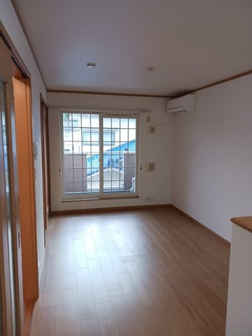 Ｎｏｕｒｉｓｈ　Ｔ＆Ｋの居間・リビング