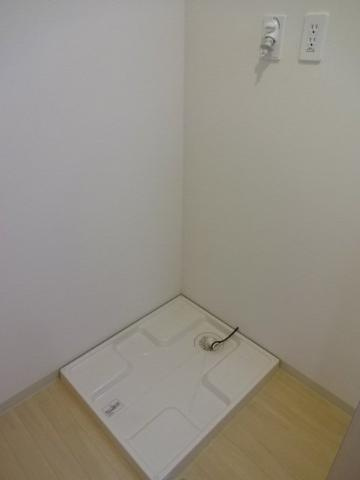 アンプルールのその他|室内洗濯機置場