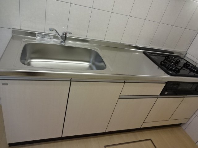 アンプルールのキッチン|キッチン