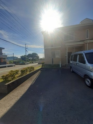 【駐車場】 | パレ・ラフィネ