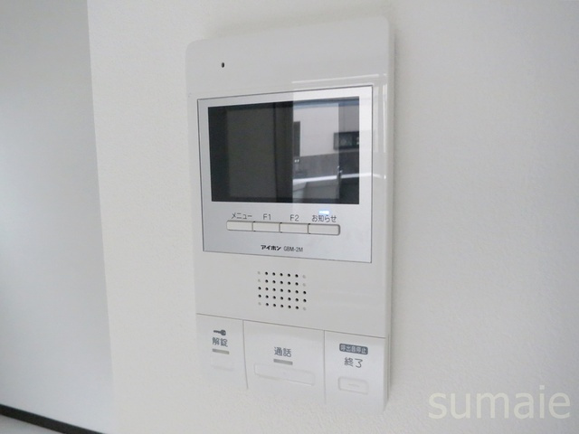 アリエ新小岩のセキュリティ|相手の顔が確認できるモニターホン付きです。