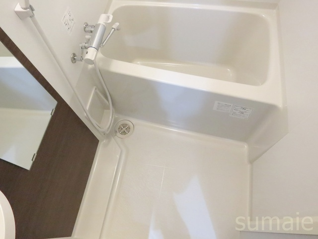 アリエ新小岩の浴室|リラックスできる、ゆったりとしたバスルームです♪