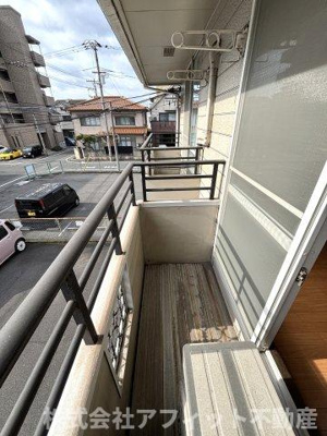 【バルコニー】 | ヴィラ西町 | 南向き