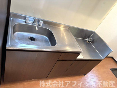 【キッチン】 | ヴィラ西町