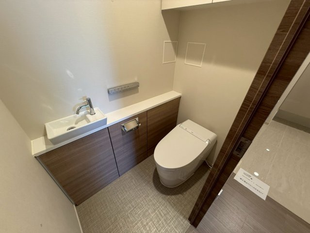 ローレルタワー堺筋本町のトイレ