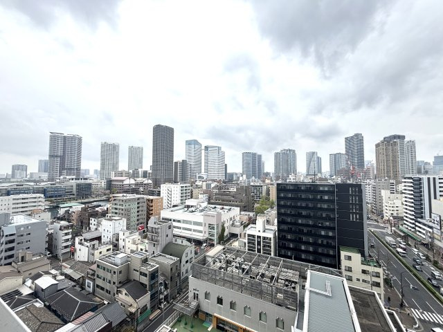 南西側眺望、日当たりの良いお部屋です。