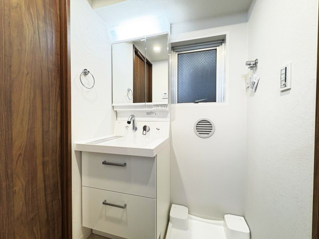 ライオンズマンション錦糸町第6の独立洗面台