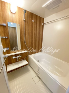 【浴室】 | La Marna | 浴室乾燥機完備♪