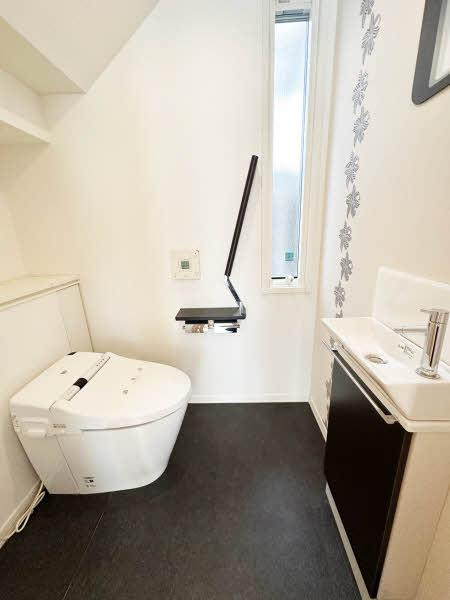 下飯田町（下飯田駅） 6780万円のトイレ