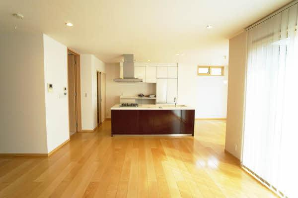 下飯田町（下飯田駅） 6780万円の居間・リビング