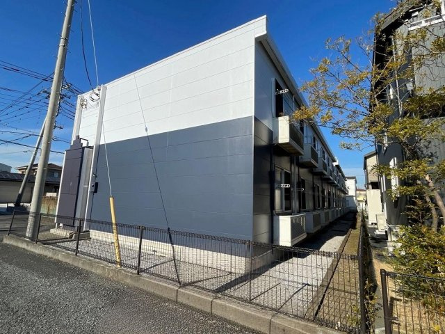 レオパレスグリーンハイツ２号館の外観|外観は落ち着いています