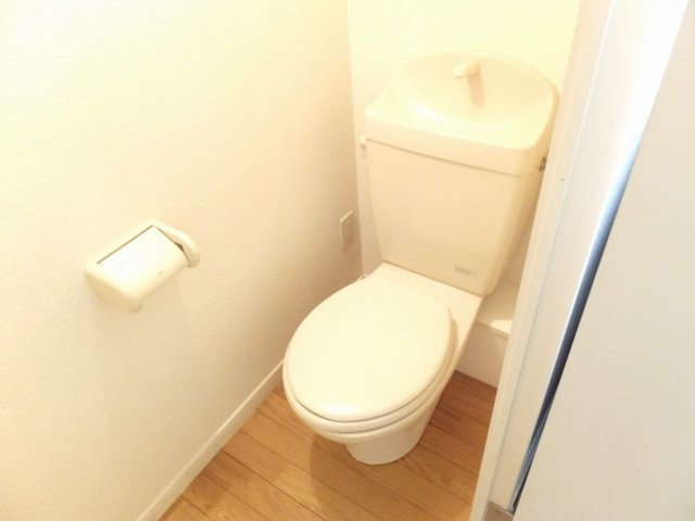 レオパレスおおとりのその他|バス・トイレ別なのも嬉しいポイントです。