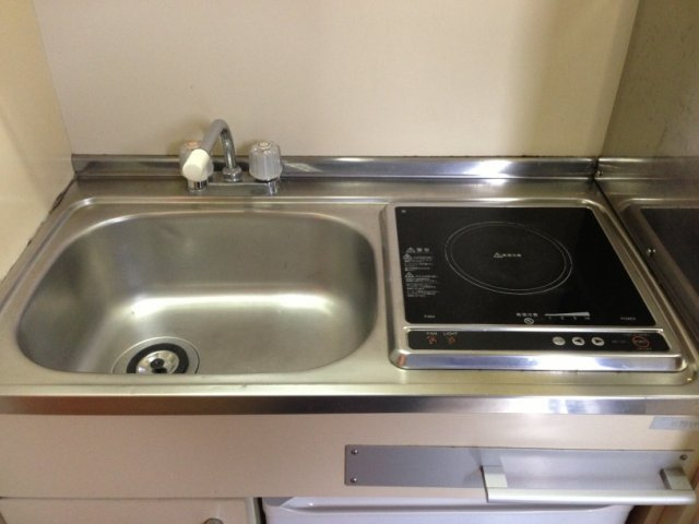 レオパレス三橋のキッチン|コンロの仕様が異なる場合があります