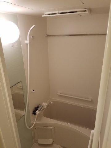 クレイノエスペランザの浴室|日々の疲れを癒すお風呂付です