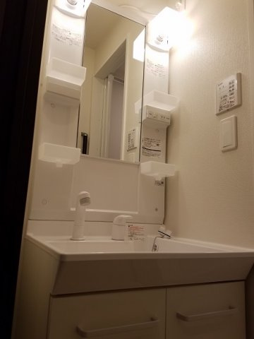 クレイノエスペランザの内装|独立洗面台