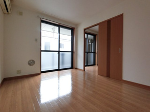 【居間・リビング】