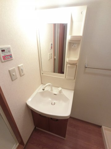 【独立洗面台】