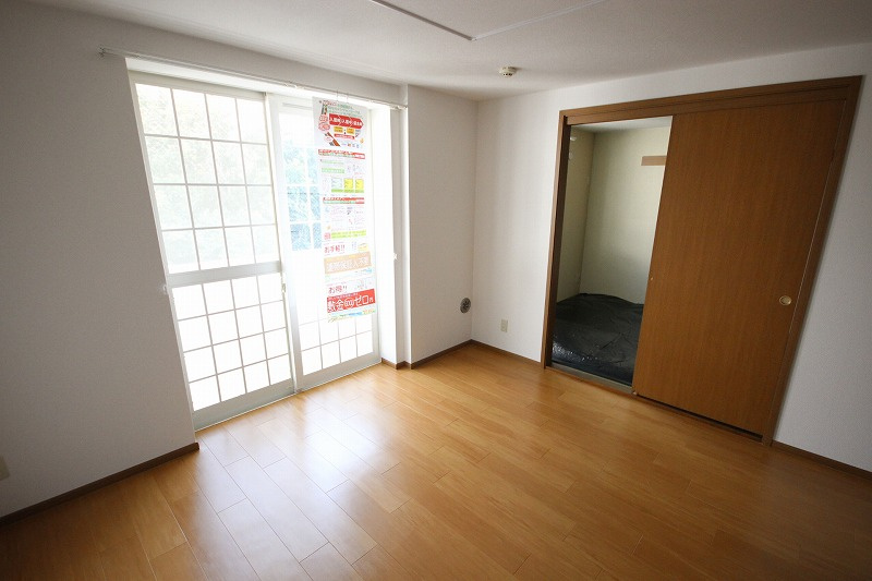 オークヒルズⅠの居間・リビング|※お部屋により仕様が異なる場合があります※