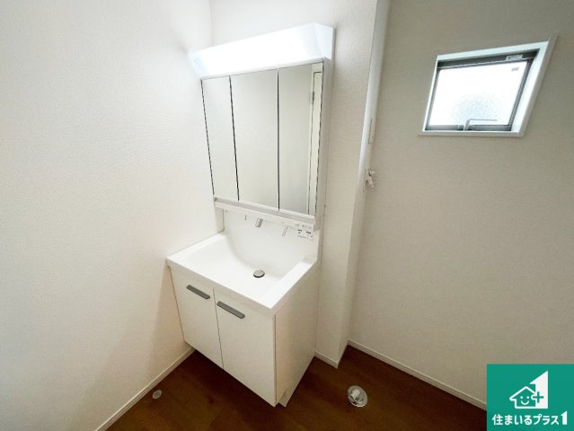 八尾市刑部　第1期　新築一戸建ての外観|周辺は落ち着いた街並みの住宅地！子育てがしやすい住環境です！まだ未完成ですが、現地でしかわからない事もございます。是非一度ご覧ください。