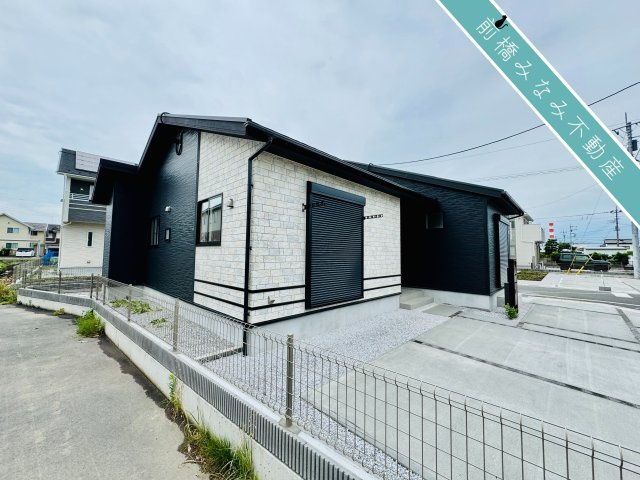 前橋市上新田町　２号棟(全５棟)　ブルーミングガーデン　新築建売分譲の外観|外観もきれいです